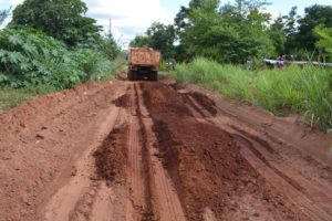 Reparación vial en la Comunidad Aché «Cerro Morotî»